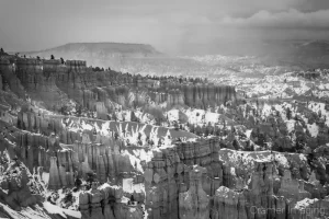 Read more about the article Moody Bryce Canyon Snowstorm